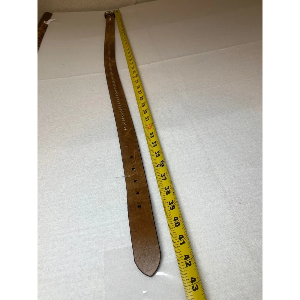 Columbia Mens Tan Genuine Leather Whipstitch Belt Size 36 11C00274